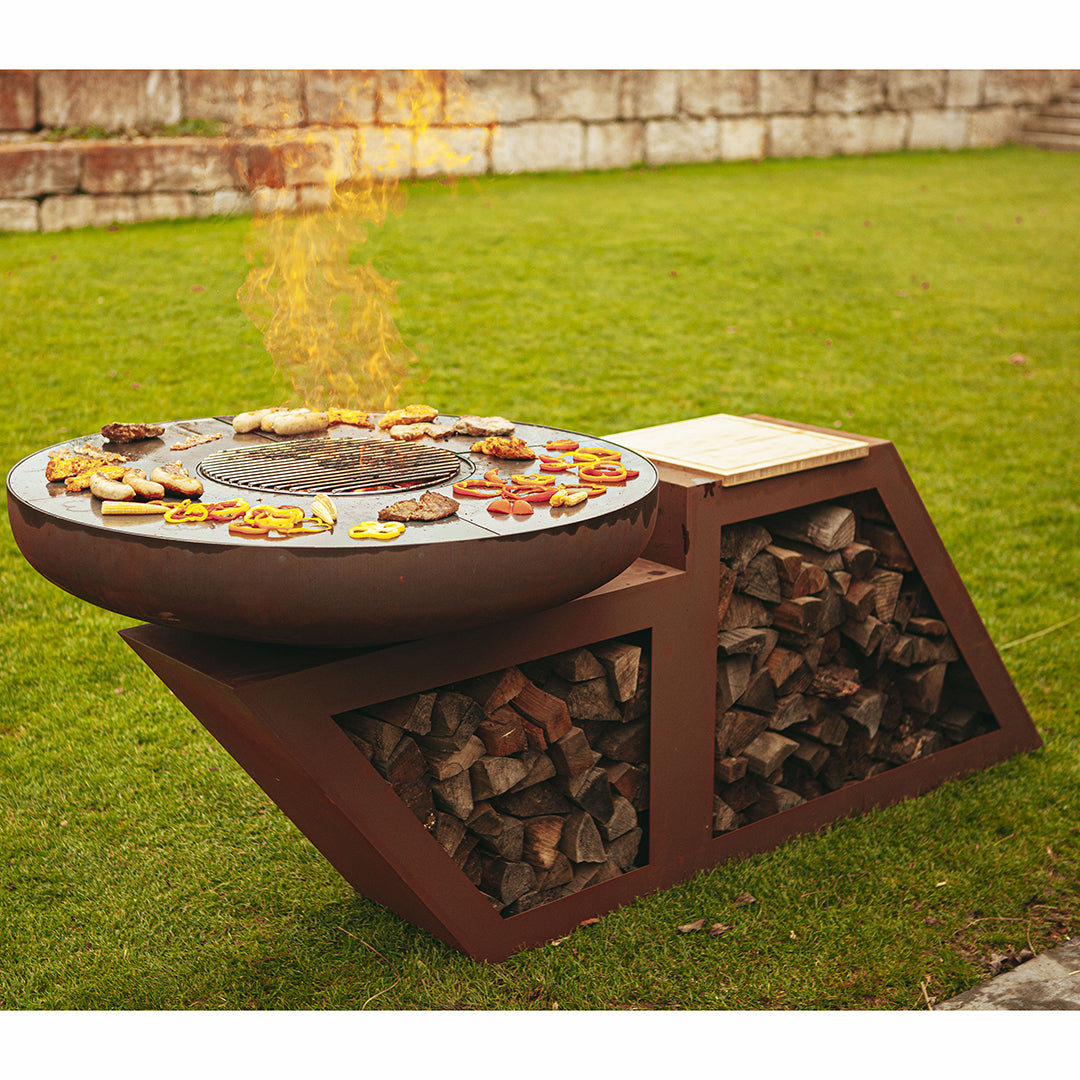 Holzkohlegrill "Style 1" mit Holzlege im Edelrost Design