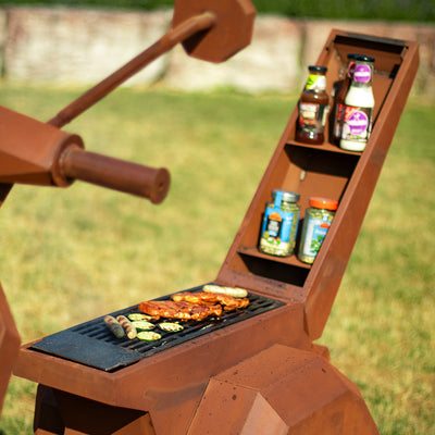 Holzkohlegrill "Mofa" im Roller Design