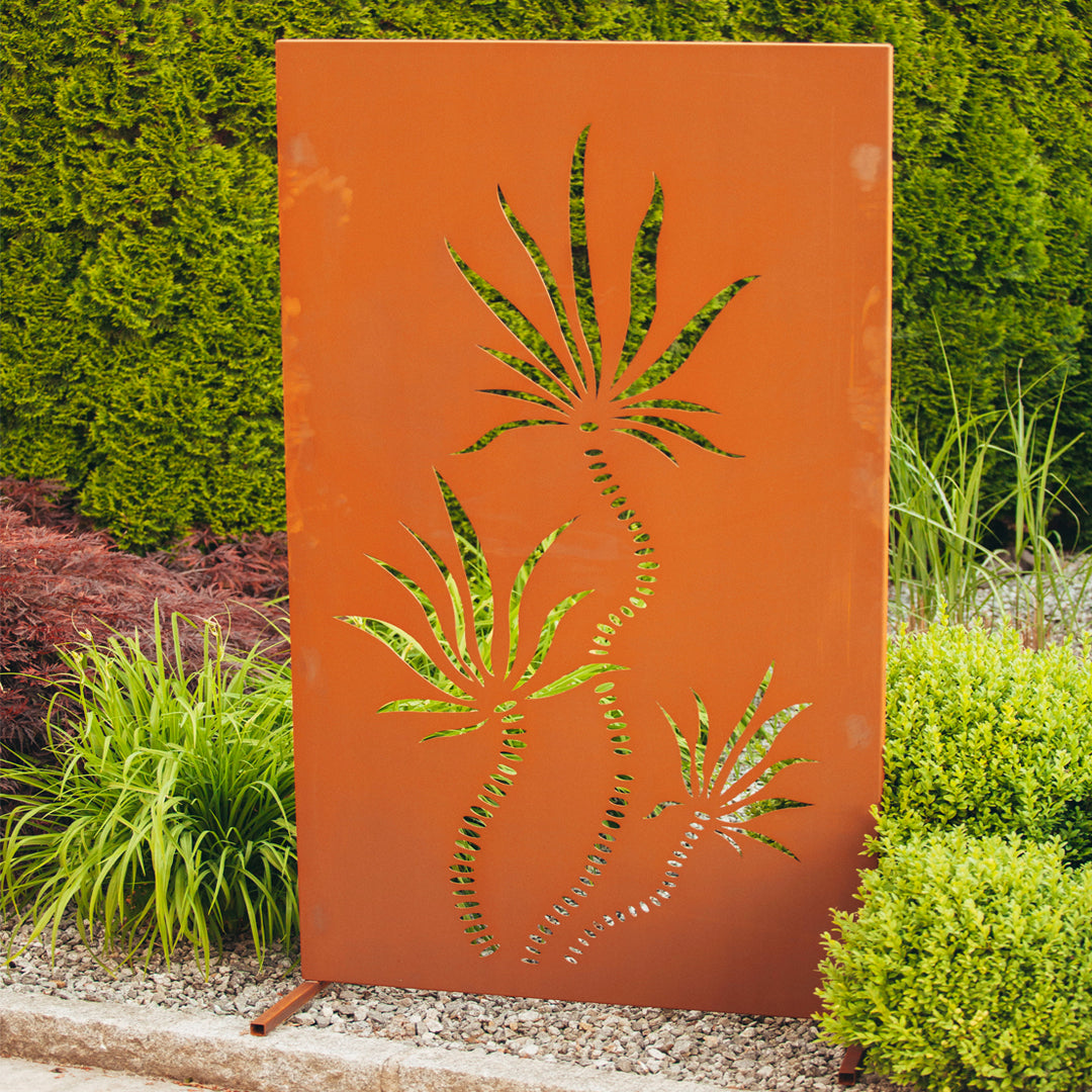 Sichtschutzwand "Palme" aus Metall im Rost Design